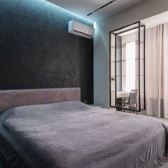Bedroom, made up after the guest left